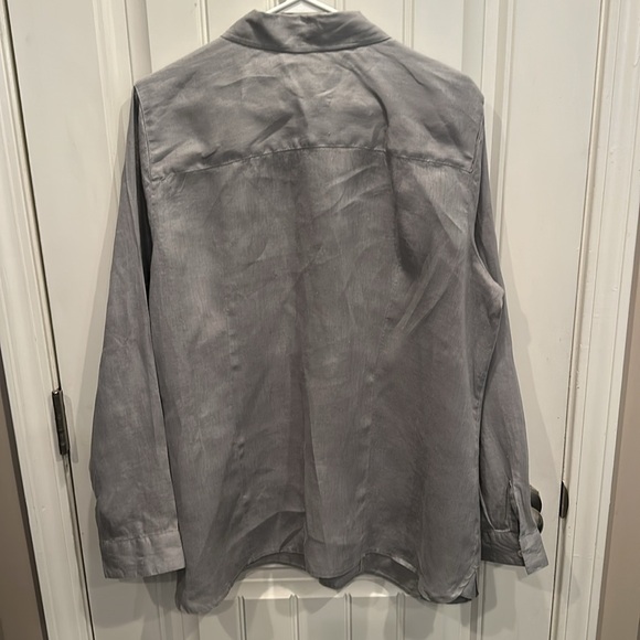 J Jill gray linen blouse - Picture 3 of 3